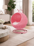 Balancoire_Chat_sur_Pied_Rose_en_Rotin_PP_Interieur_Rosavera