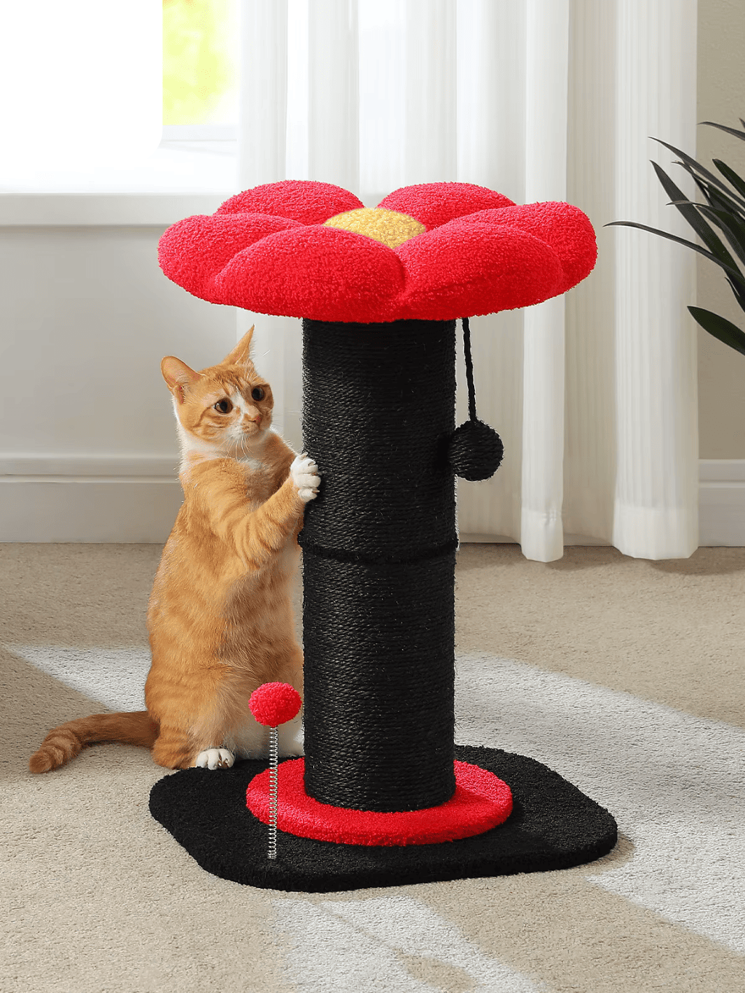 Griffoir_fleur_pour_chat_Noir_et_Rouge_avec_poteaux_doubles_en_sisal_Interieur