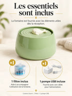 Fontaine Verdélia avec un filtre et une pompe USB inclus pour sa mise en service.