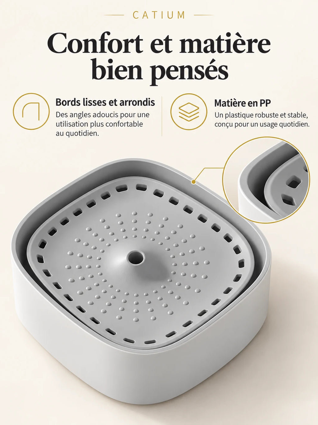 Gros plan du plateau perforé et de la structure en plastique PP de la fontaine Jadélia.