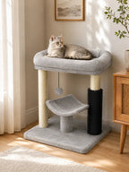 Petit arbre à chat Velouria installé dans un salon avec un chat